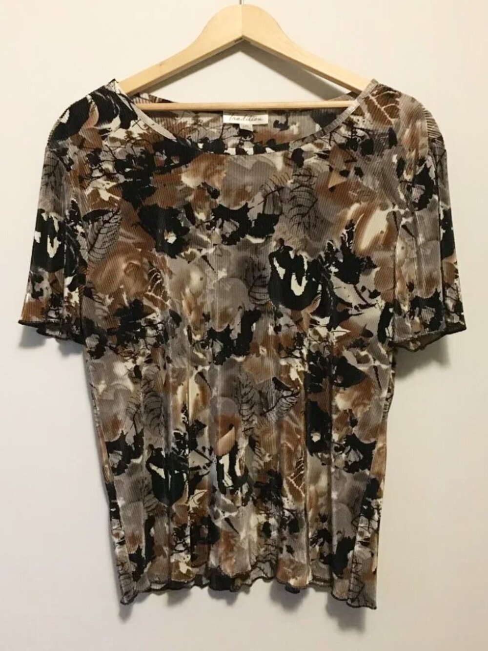 Vintage 00s/90s Plisse Please Tradition Abstract Floral Pleated Top - L